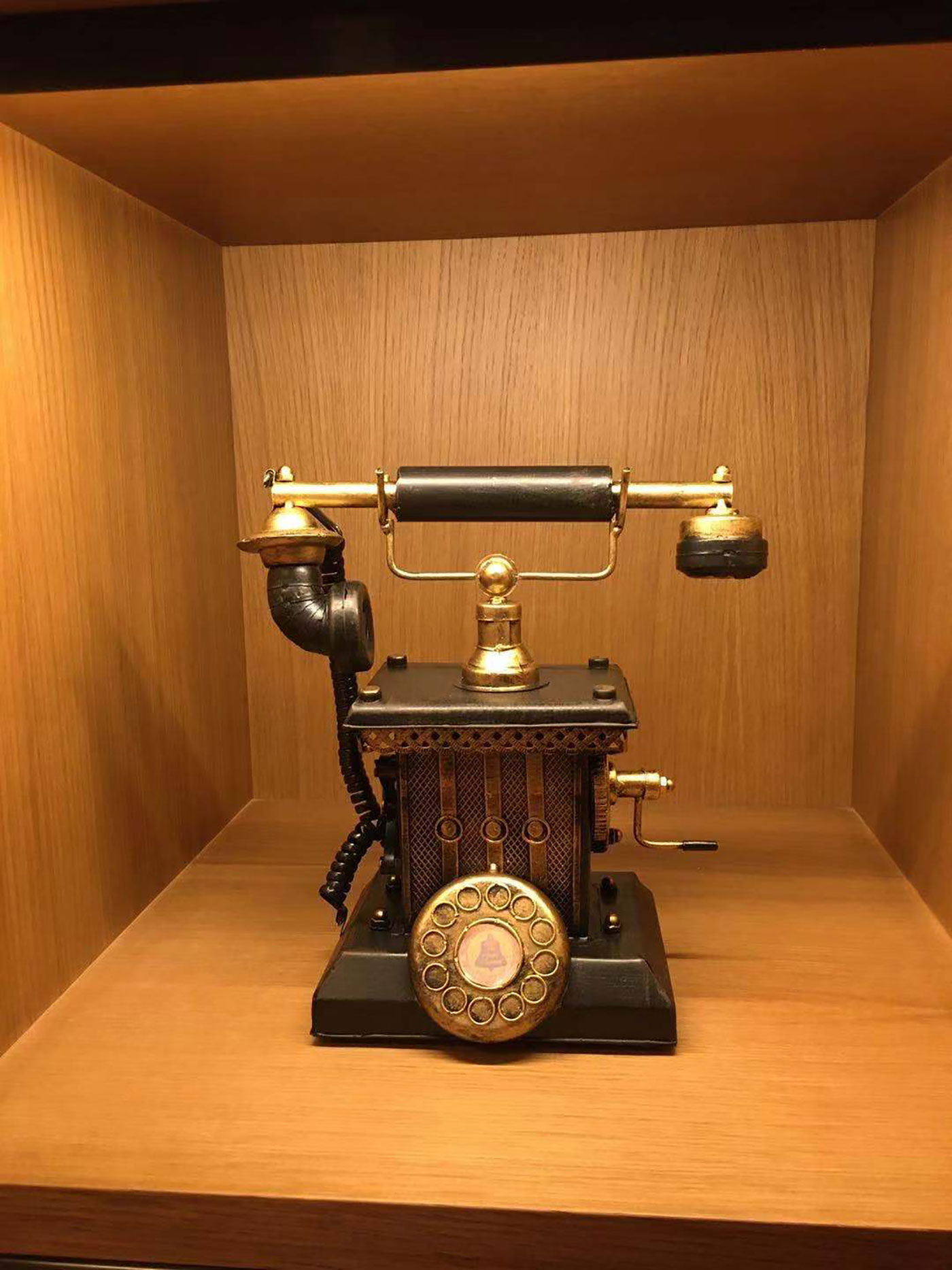 南(nán)湖(hú)酒店(diàn)